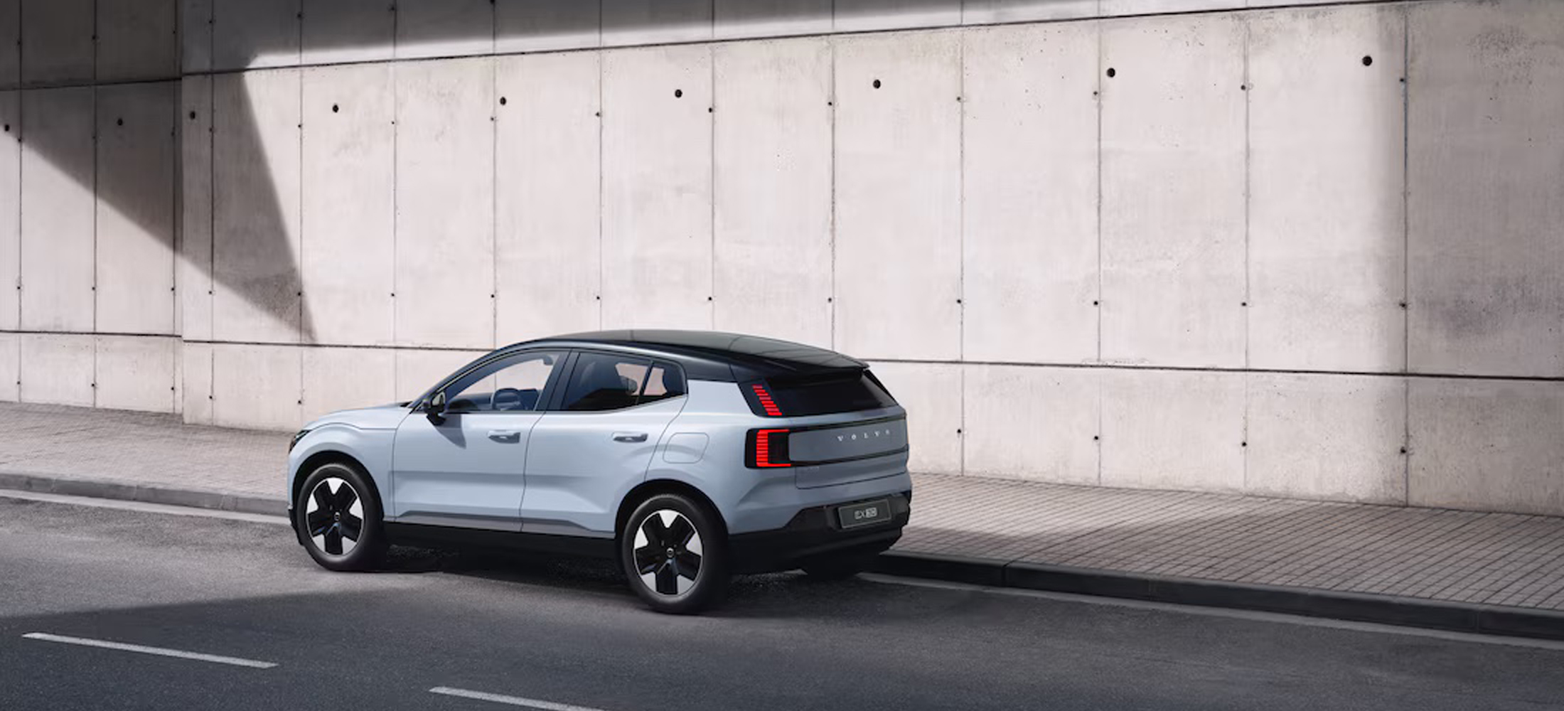 Volvo EX30, Seite