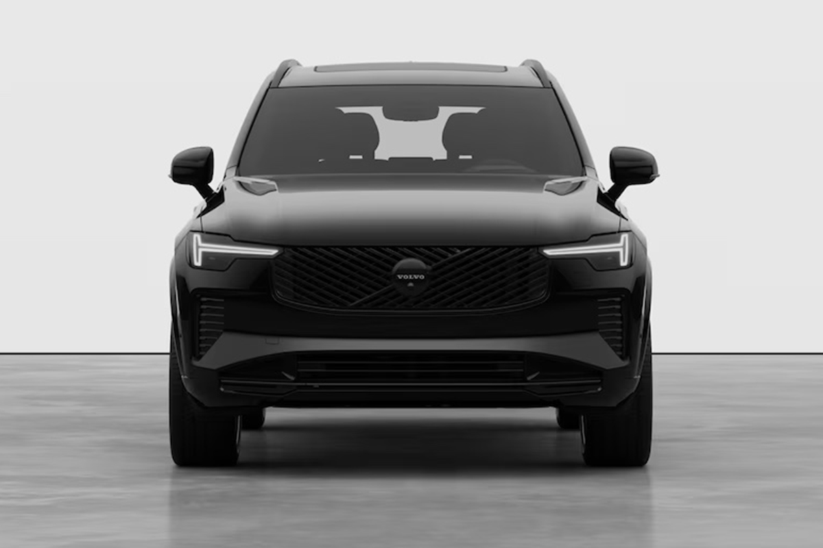 Volvo XC690 T8 Schräg hinten