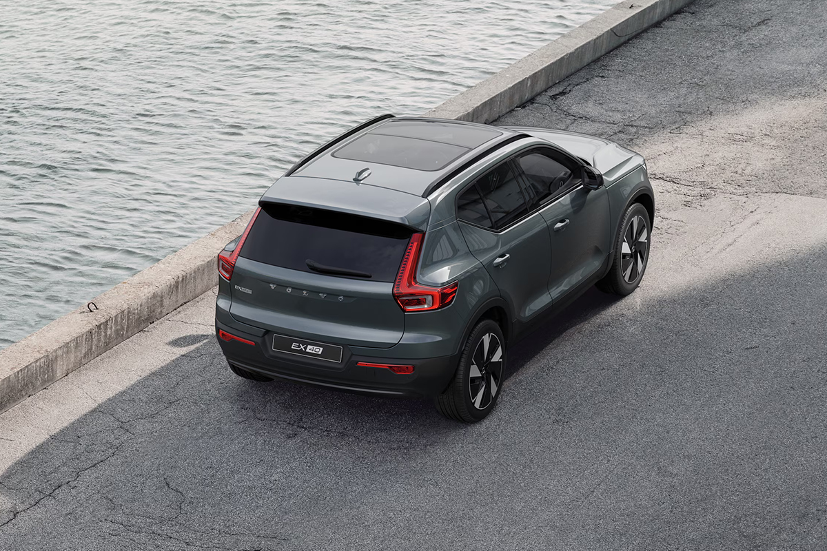 Volvo XC690T8 vorne