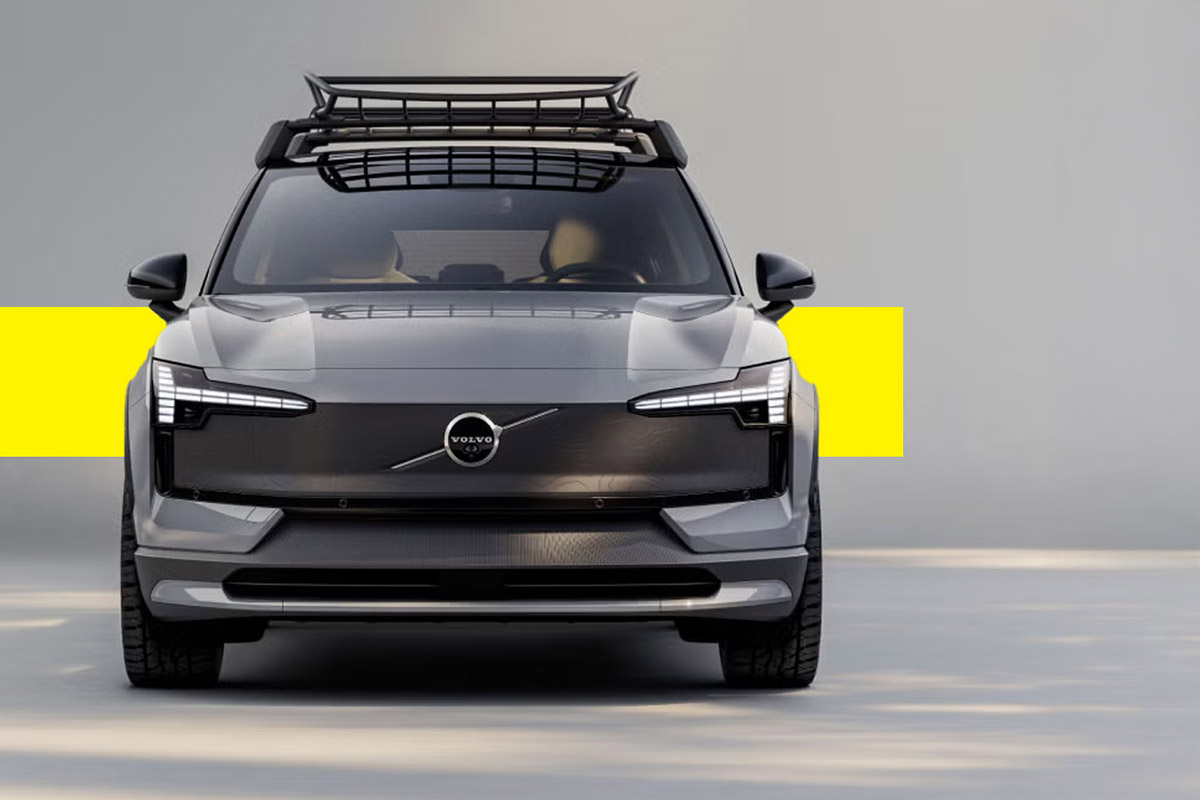 Bild zeigt den neuen Volvo EX30 Cross Country von Vorne