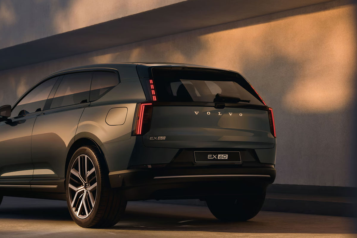 Volvo EX60 von hinten